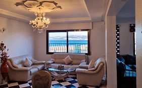 Luxury Sea And Marina View Apartment